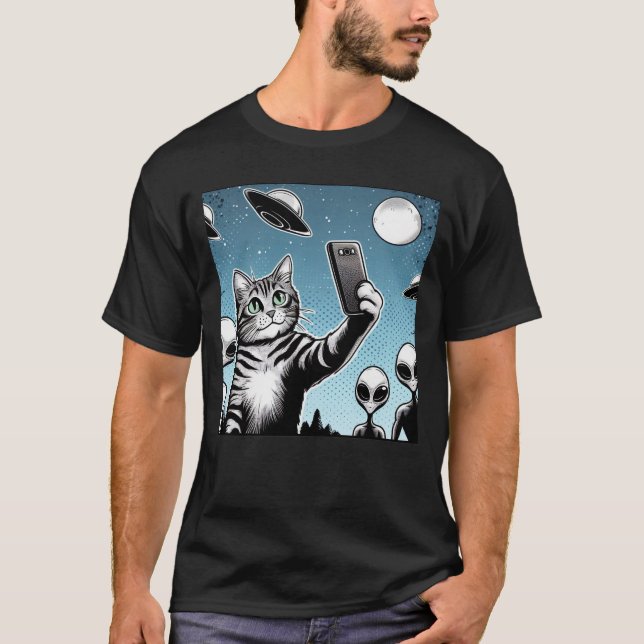 Cat UFO Selfie: Green Alien #10 T-Shirt (Vorderseite)