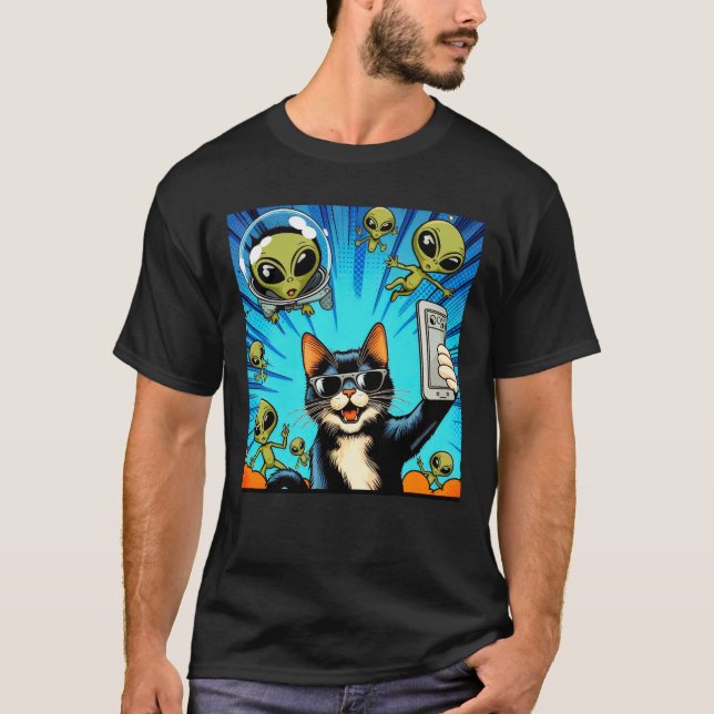 Cat UFO Selfie: Green Alien #19 T-Shirt (Vorderseite)
