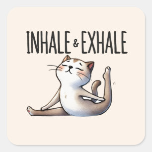Cat Yoga Pose - Inhalieren und Ausatmen Quadratischer Aufkleber