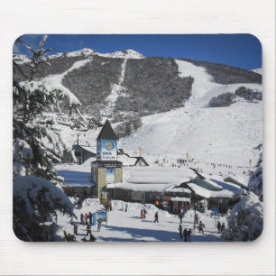 Catedral Skiort, Bariloche Argentinien Mousepad