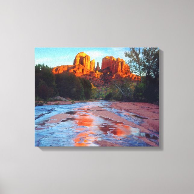 Cathedral Rock reflektiert in der Bucht von Eak be Leinwanddruck (Vorderseite)