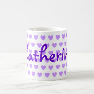 Catherine im Lila Kaffeetasse