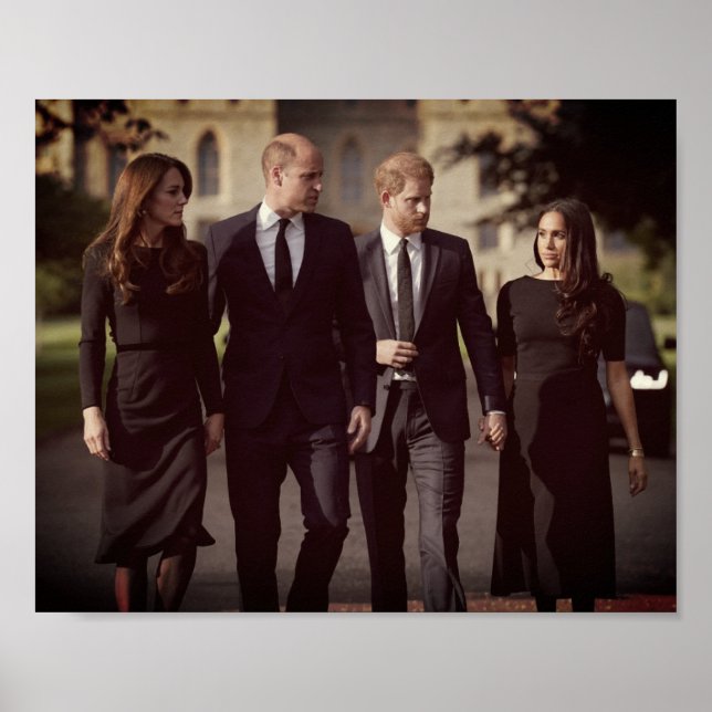 Catherine William Harry Meghan Long Walk 2022 Poster (Vorne)