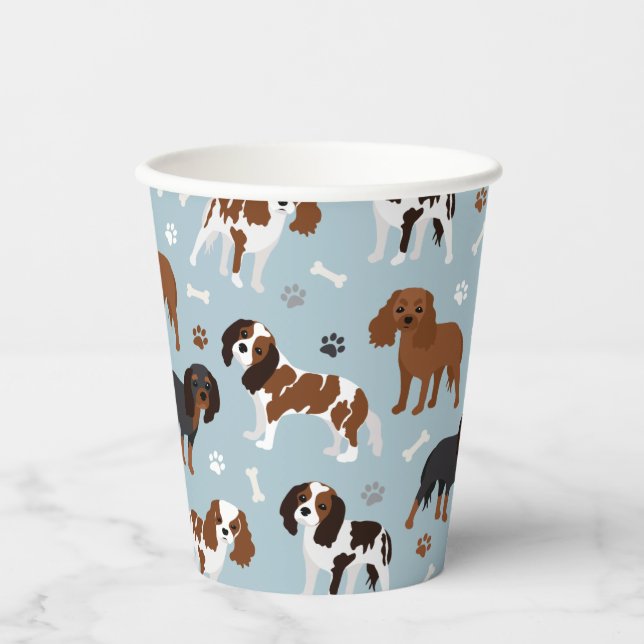 Cavalier King Charles Spaniel Paws and Bones Pappbecher (Vorderseite)