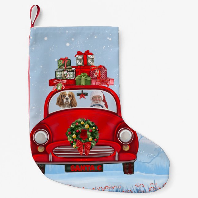 Cavalier King Dog in Auto mit dem Weihnachtsmann Kleiner Weihnachtsstrumpf (Vorderseite)