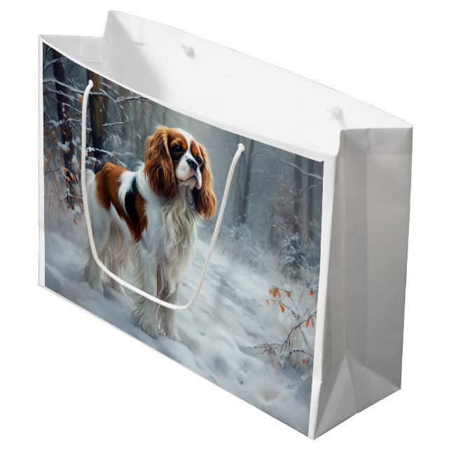 Cavalier King Let It Snow Christmas gebürstet Große Geschenktüte (Vorderseite Schrägansicht)