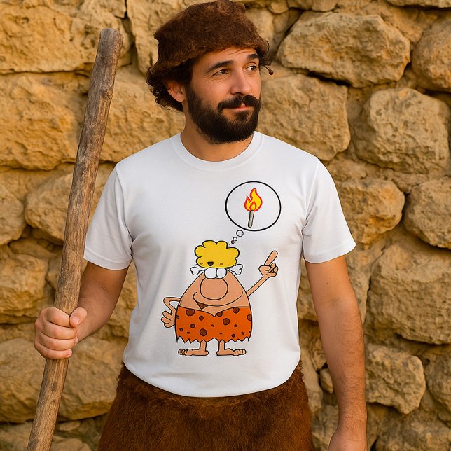 Cavewoman denkt über den Feuerstau T-Shirt (Von Creator hochgeladen)