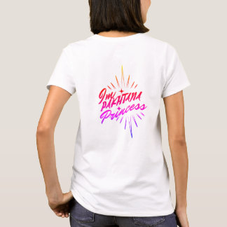 Ce t-shirt basique féminin. afghan