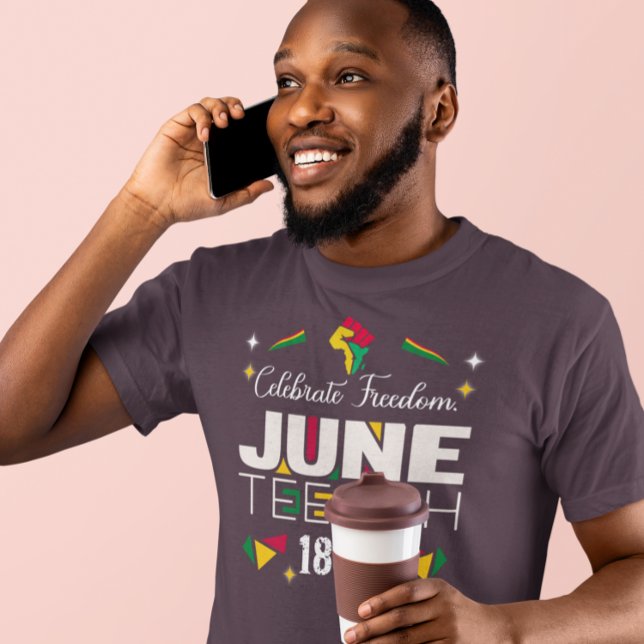 Celebrate Freedom JUNETEEENTH 1865 Black History T-Shirt (Von Creator hochgeladen)