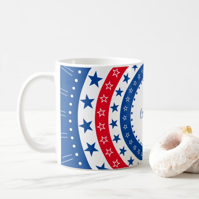 Celebrate Red, White und Blue Stars Kaffeetasse (Mit Donut)