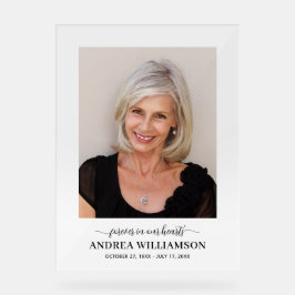 Célébration des funérailles commémoratives de la v