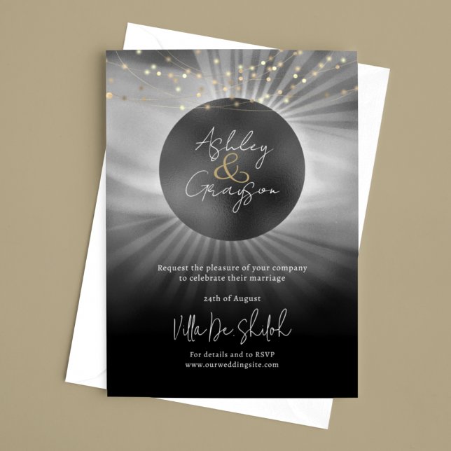 Celestial Elegante Black and Gold Wedding Einladung (Von Creator hochgeladen)