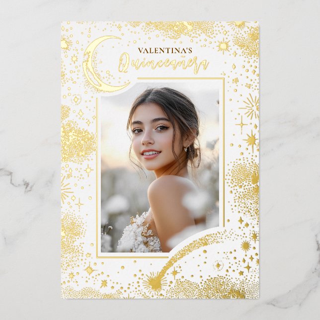 Celestial Gold Stars Moon Night Quinceanera Foto Folieneinladung (Vorderseite)