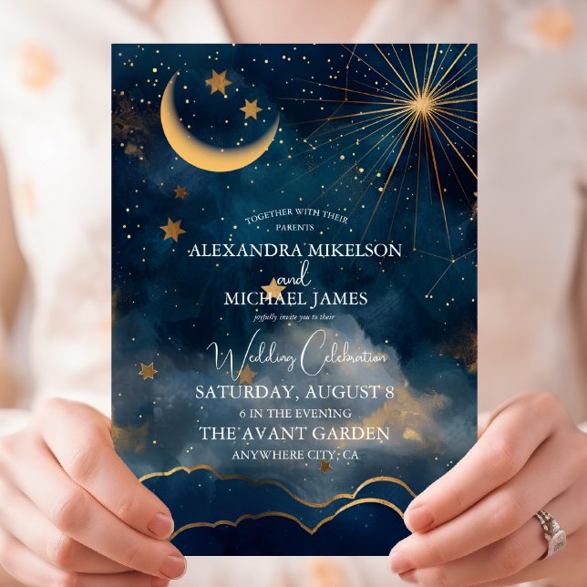 Celestial Midnight Blue Stars Moon Wedding Einladung (Von Creator hochgeladen)