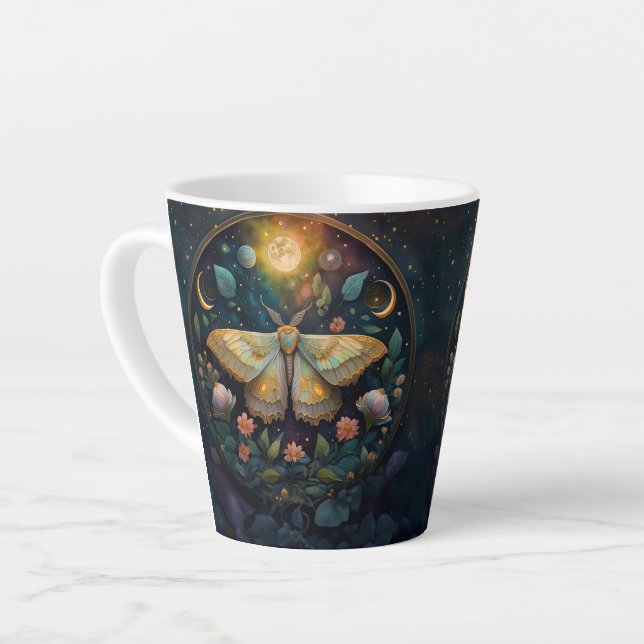 Celestial Moth and Moon Phases – Enchanted Night Milchtasse (Linke Ecke)