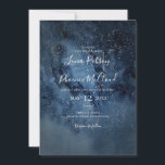 Celestial Night Sky | Silber in einer Hochzeit Einladung<br><div class="desc">Dieser Himmel am Himmel | Silber in einer Hochzeitseinladung ist perfekt für Ihre verzauberte Hochzeit unter dem Sternenhimmel. Der dunkelmarineblau blaue Aquarellhimmel, mit Silberstern übersät, Set den Ton für Ihren Abend Boho Outdoor Hochzeit. Personalisieren Sie es, wie Sie es wünschen oder behalten, wie es ist. Schauen Sie sich die Erholung...</div>