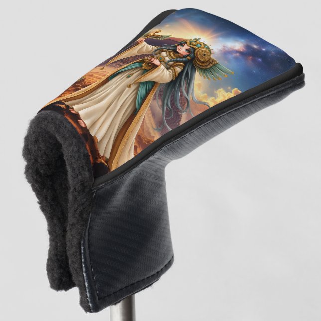 Celestial Priestess of the Golden Pyramid. Golf Headcover (3/4 Vorderseite)