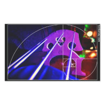 Cello-Brücke und Fäden mit Fibonacci-Spirale