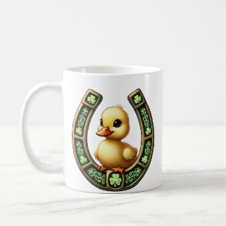 Celtic Charm: Enkeln auf einer Horseshoe-Tasse Kaffeetasse