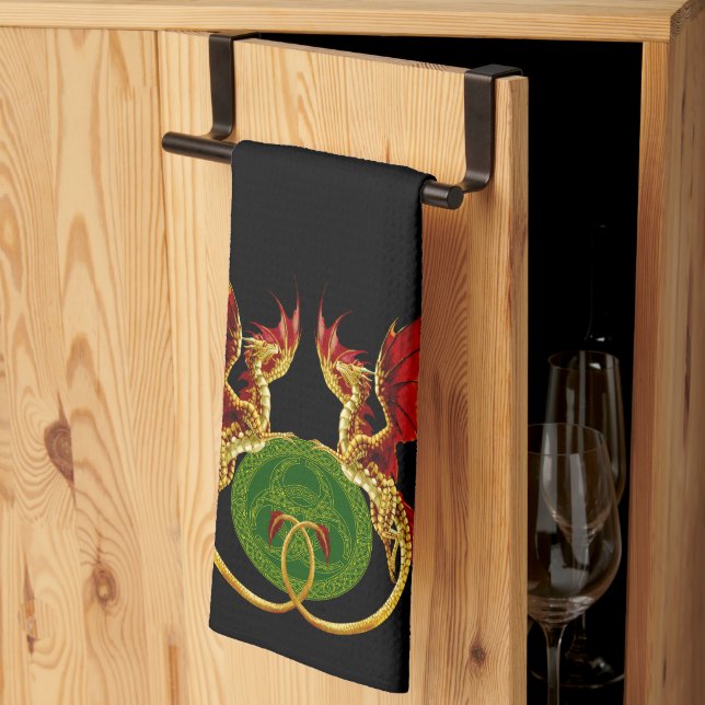 Celtic Crescent Moon and Dragons Geschirrtuch (Drittel gefaltet)