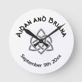 Celtic Heart Knot Runde Wanduhr
