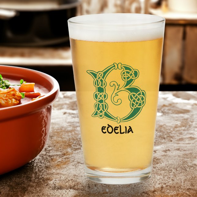 Celtic Knot Decorative Hauptstadt B Glas (Von Creator hochgeladen)