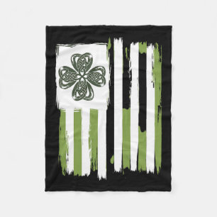 Celtic Knot Vierblättriges Kleeblatt Stripes Desig Fleecedecke