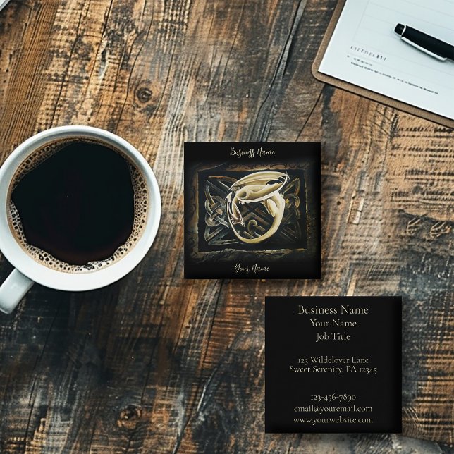 Celtic Knot Work Cream Dragon Quadratische Visitenkarte (Von Creator hochgeladen)