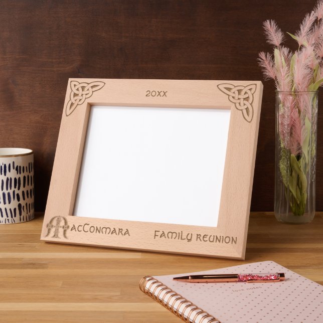 Celtic Letter M Individuelle Name Geätzte Rahmen (Links)