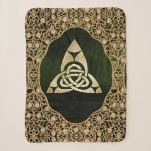 Celtic Trinity Knot on Forest Shadows Sherpadecke