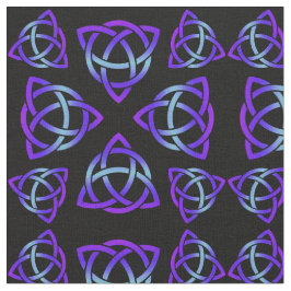 Celtic Triquetra Muster Blues Lila auf Black Stoff