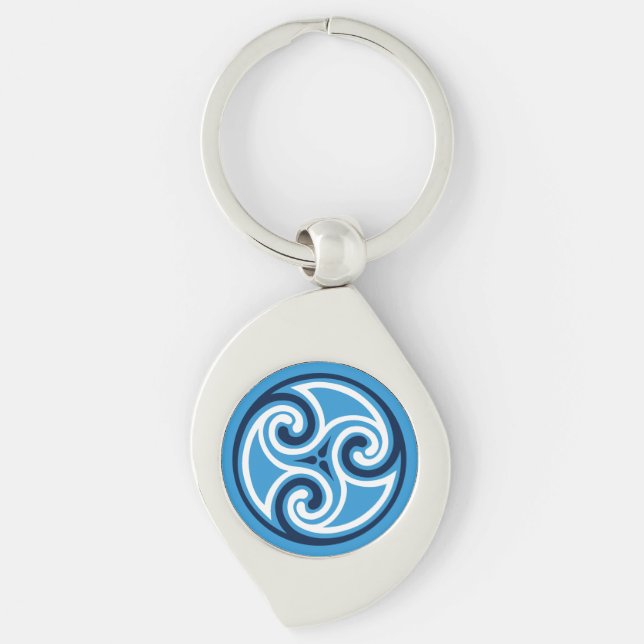 Celtic Triskele Ornament, Sky Blue und White Schlüsselanhänger (Vorderseite)