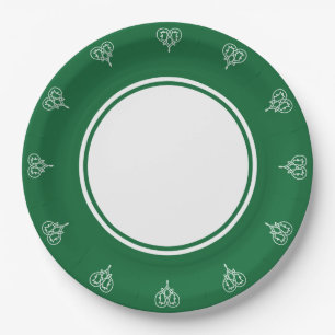 Celtic Weave Hearts in grüner Papiertafel Pappteller