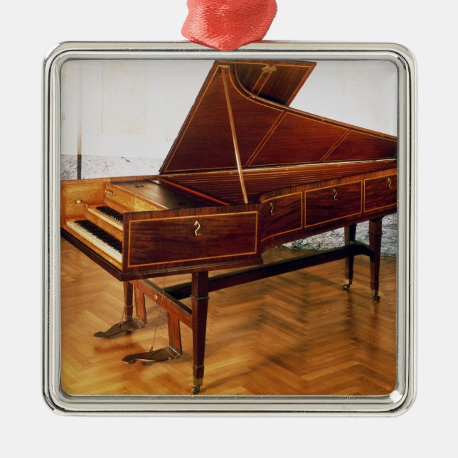 Cembalo, das Franz Joseph Haydn gehört Ornament Aus Metall (Vorne)