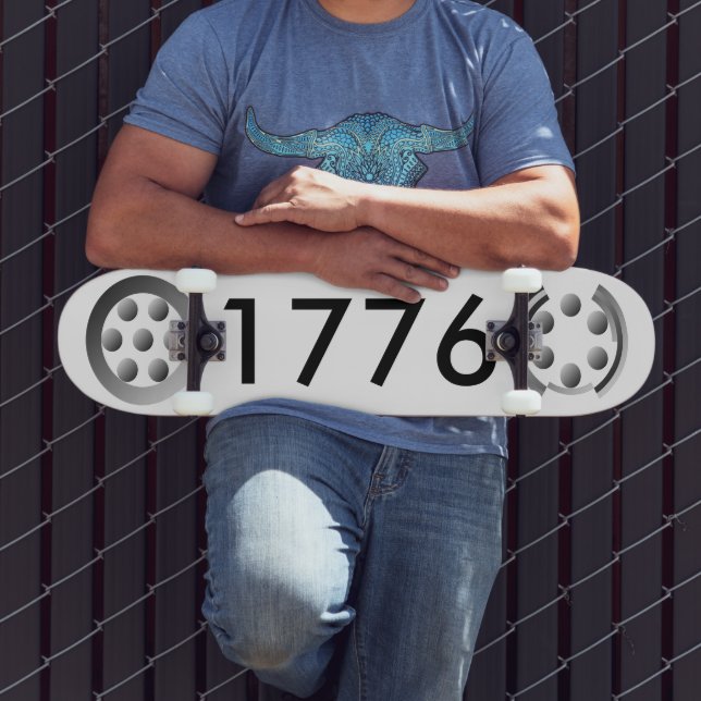 Centesimal 1776 von Kenneth Yoncich Skateboard (Außenbereich 3)