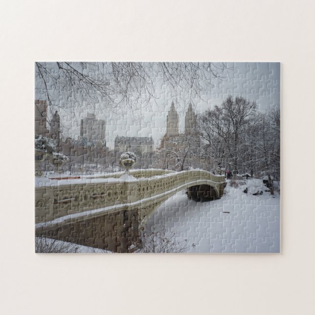 Central Park-Winter-Puzzlespiel - Bogen-Brücke (Horizontal)