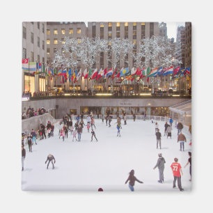 Centre Rockefeller Pink Magnet