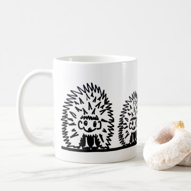 Ceramic mug featuring hedgehog family design kaffeetasse (Mit Donut)