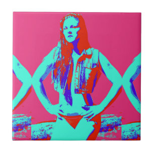 Céramique carreau de fille rousse en bikini