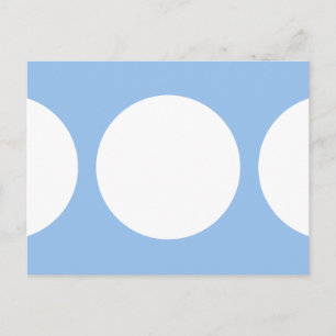 Cercles blancs sur carte postale bleu clair