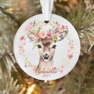 Cerf à couronne de fleurs