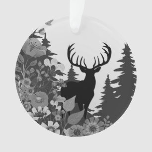 Cerf avec grand rack hors forêt
