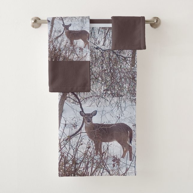 Cerf en hiver Neige Brown et gris (En situation)