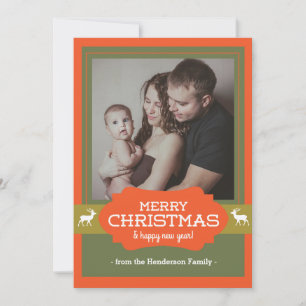 Cerfs communs de Joyeux Noël chassant la carte de