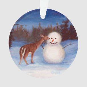 Cerfs communs et bonhomme de neige de curiosité
