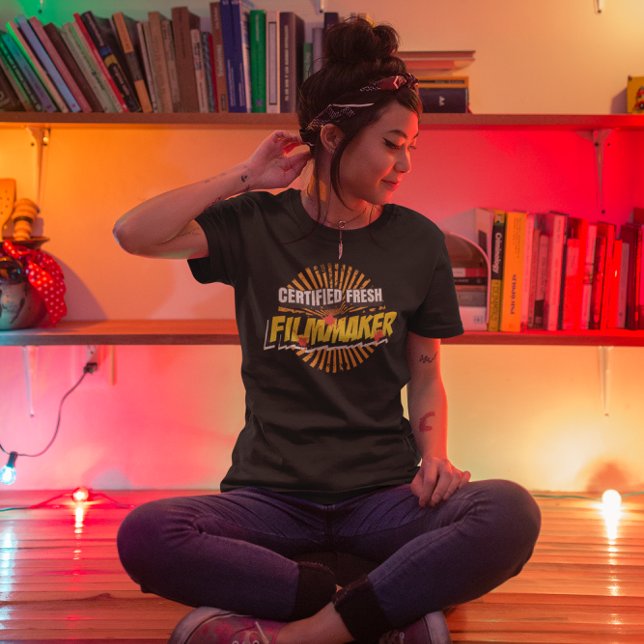 Certified Fresh Filmmaker - Funny Movie T-Shirt (Von Creator hochgeladen)