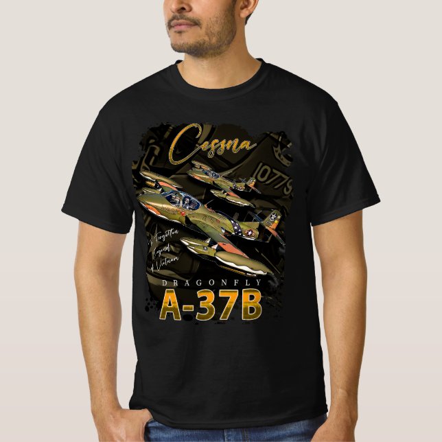 Cessna A-37 Dragonfly American Light Attack Aircra T-Shirt (Vorderseite)