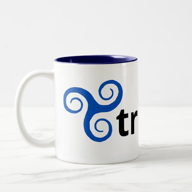 C'est la tasse d'un pirate informatique ! (Gauche)