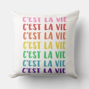 C'est La Vie Französisches Sprichwort in Rainbow L Kissen
