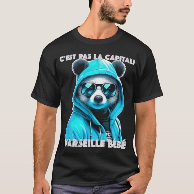 C'est pas la capitale c'est marseille bébé marseil T-Shirt (Vorderseite)
